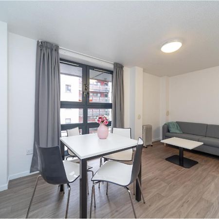 Joivy Affordable 3,4,5 And 12 Bed Private Flats Next To Royal Mile (Adults Only) Apartman EDI Kültér fotó